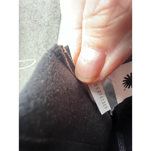 UGG ROBLEY GLITTER Boots Big Girls Size 6/38 Black - Picture 8 of 8